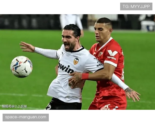 塞维利亚vs瓦伦西亚上半场互交白卷，两队合计仅一次射正